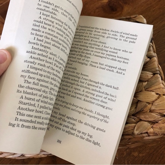 Goosebumps: The Werewolf of Fever Swamp by: R.L. Stine, paperback book - Picture 3 of 5